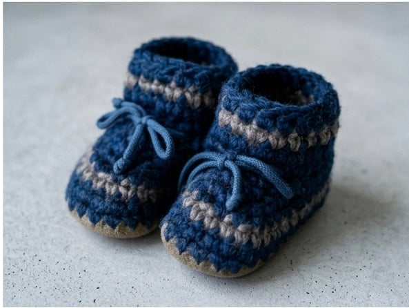 Knitted Boots Approx 12-18 wide