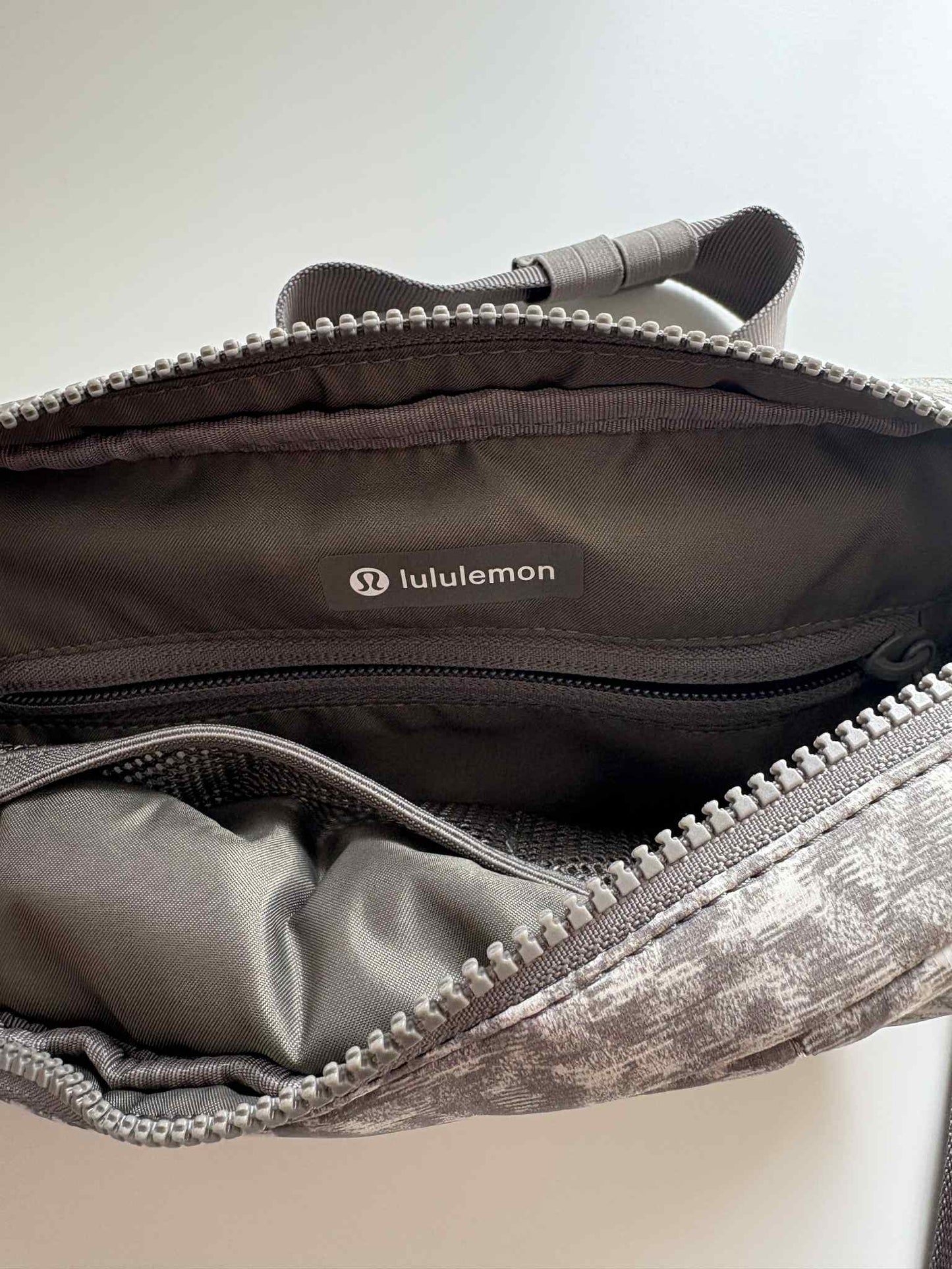 Lululemon Mint Cross the body purse