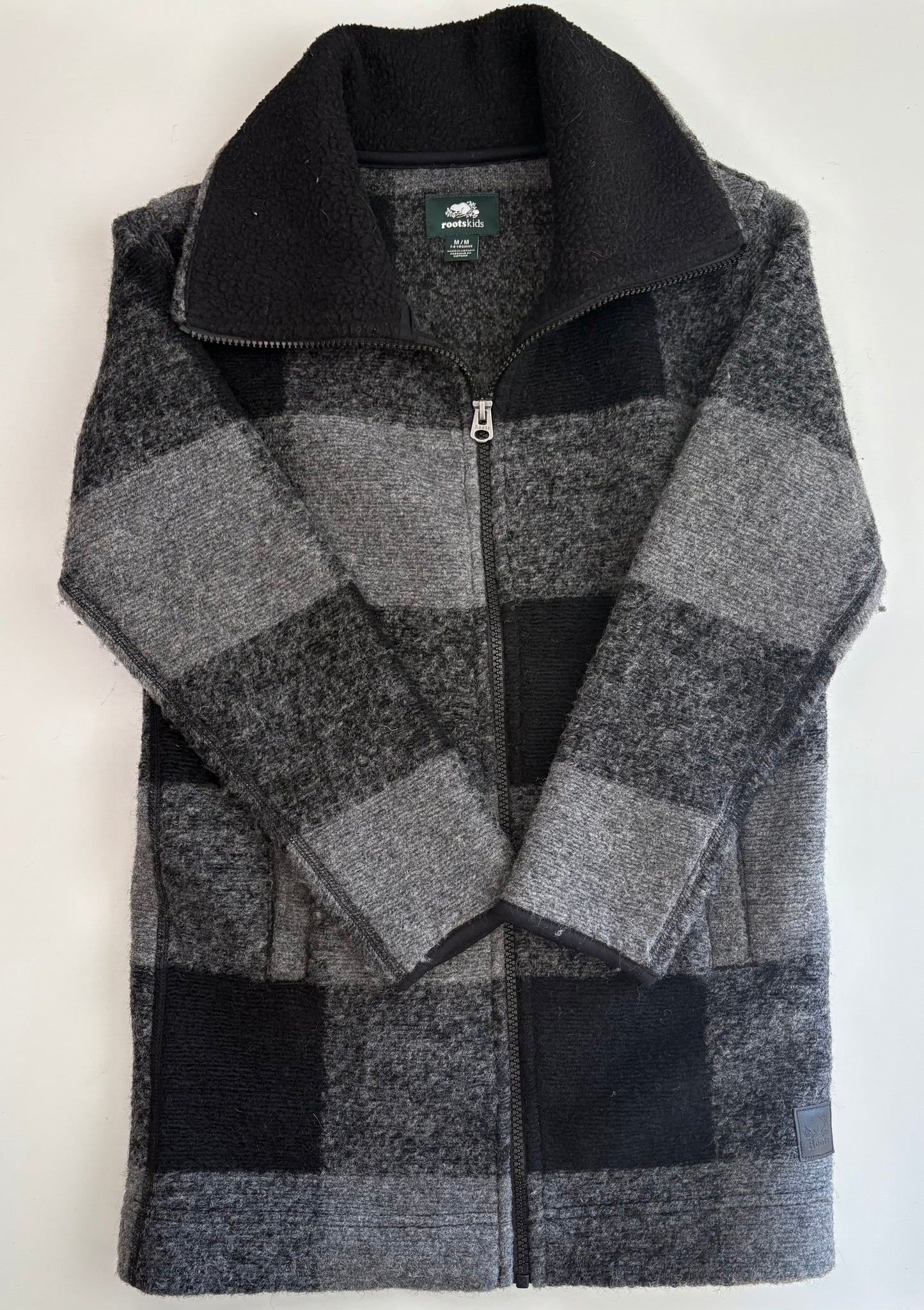 Kids Roots Sweater Size 7/8