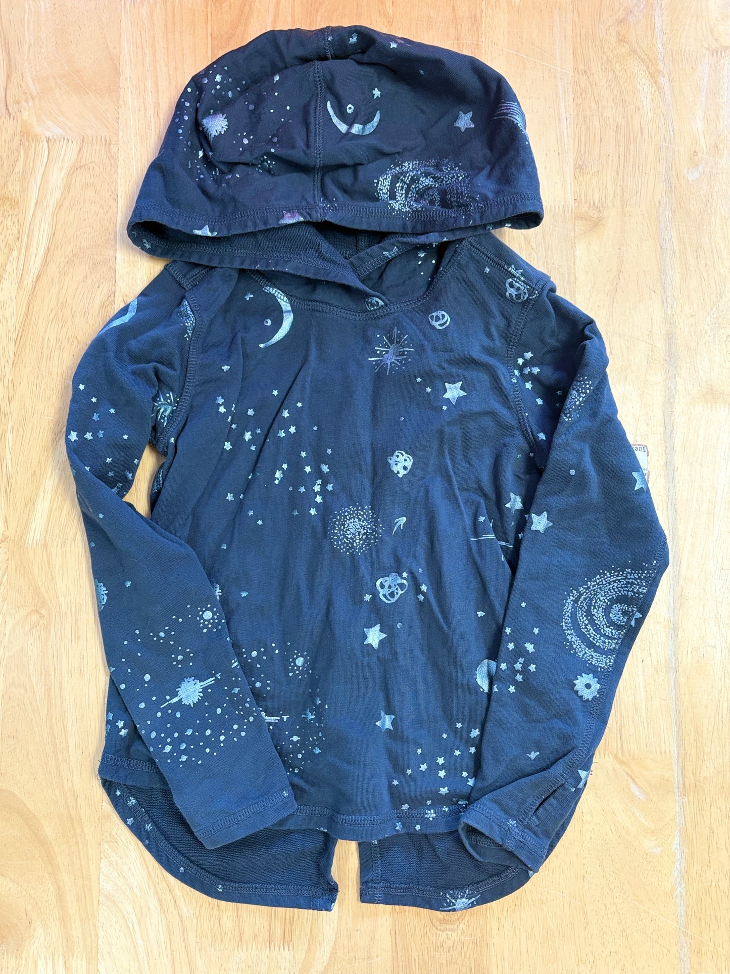 Tea Hoodie kids size 6